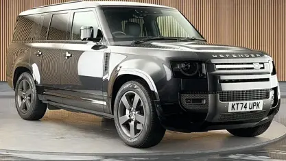 Used Land Rover Defender HSE Dynamic 350 HP (257 kW) 2025 Grey SUV