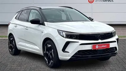 Used Vauxhall Grandland X GSe 300 HP (220 kW) 2023 SUV
