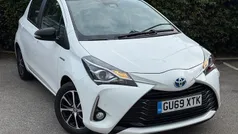 White Used 2019 Toyota Yaris Hybrid Hatchback | £14,299 (Fair price)