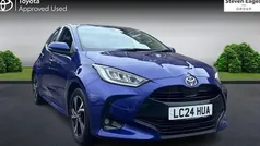 Used 2025 Toyota Yaris Hybrid Design Hatchback | £20,697 (Fair price)