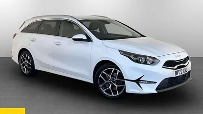 White Used 2021 Kia Ceed Sportswagon Estate | £12,495 (Fair price)