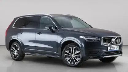 Used Volvo XC90 Momentum 250 HP (183 kW) 2020 Grey SUV