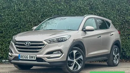 Used 2018 Hyundai Tucson Premium SE SUV | £13,290 (Fair price)