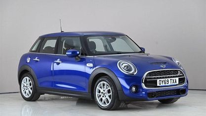 Używany Mini Cooper S Classic 192 KM (141 kW) 2019 Niebieski Hatchback