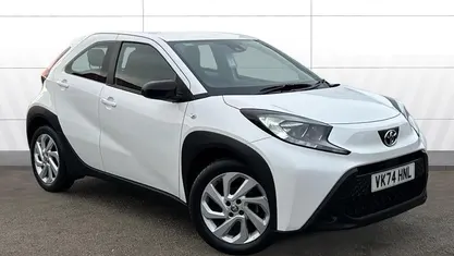 Used Toyota Aygo X PURE 72 HP (52 kW) 2024 SUV