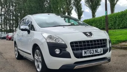 Used Peugeot 3008 Allure 150 HP (110 kW) 2013 White Estate