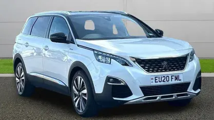 Usado Peugeot 5008 Premium 131 HP (96 kW) 2020 Branco SUV