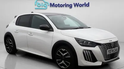 Used Peugeot 208 GT 137 HP (100 kW) 2025 White Hatchback