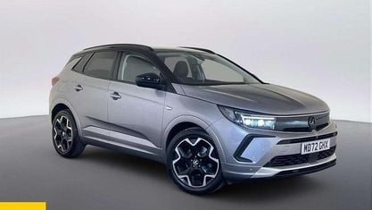Usado Vauxhall Grandland X Ultimate 131 HP (96 kW) 2023 Cinzento SUV