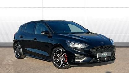 Usado Ford Focus ST-Line X 125 HP (91 kW) 2021 Preto Citadino