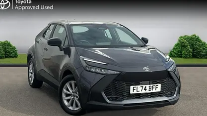 Used Toyota C-HR 140 HP (102 kW) 2026 SUV