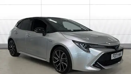 Used Toyota Corolla 122 HP (89 kW) 2022 Silver Hatchback