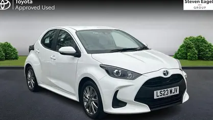 Used 2025 Toyota Yaris Hybrid Hatchback | £18,866 (Fair price)