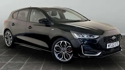 Black Used 2022 Ford Focus ST-Line Hatchback | £15,195 (Fair price)