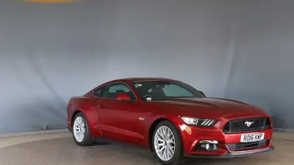 Used Ford Mustang GT Fastback 416 HP (305 kW) 2016 Red Coupe