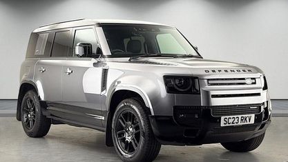 Begagnad Land Rover Defender SE Dynamic 249 HK (183 kW) 2025 SUV