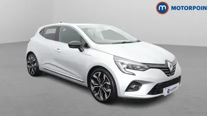 Used Renault Clio Techno 90 HP (66 kW) 2022 Grey Hatchback