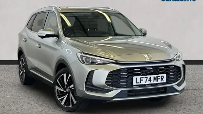 Usado MG ZS Trophy 196 HP (144 kW) 2024 Prateado SUV