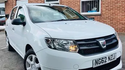 Used Dacia Sandero Ambiance 75 HP (55 kW) 2015 Hatchback