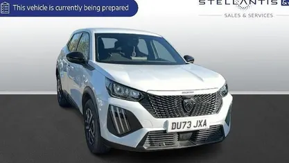 Used Peugeot 2008 Active 101 HP (74 kW) 2024 SUV