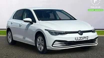 Used VW Golf VIII Life 150 HP (110 kW) 2023 White Hatchback