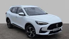 White Used 2023 MG HS SE SUV | £16,460 (Fair price)