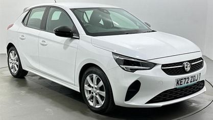 Używany Vauxhall Corsa Design Edition 101 KM (74 kW) 2023 Biały Hatchback