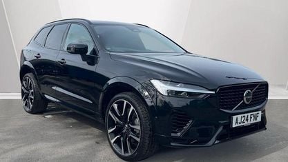 Usado Volvo XC60 Ultimate 455 HP (334 kW) 2023 Preto SUV
