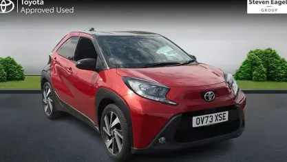 Used Toyota Aygo X 72 HP (52 kW) 2023 Red SUV