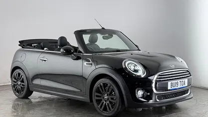 Used Mini Cooper Cabriolet Exclusive 136 HP (100 kW) 2019 Black Cabriolet