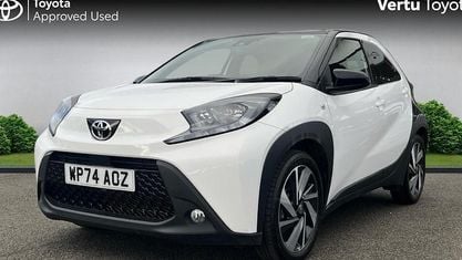 Used Toyota Aygo X 72 HP (52 kW) 2024 White SUV