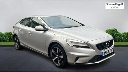 Used Volvo V40 R-Design 152 HP (111 kW) 2019 Hatchback