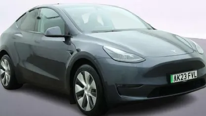 Used Tesla Model Y Long Range AWD 286 kW (389 HP) 2025 SUV