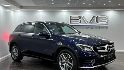 Usado Mercedes GLC220 AMG line 170 HP (125 kW) 2017 Azul Carrinha