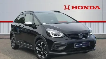 Usado Honda Jazz Hybrid 109 CV (80 kW) 2023 Negro Utilitario