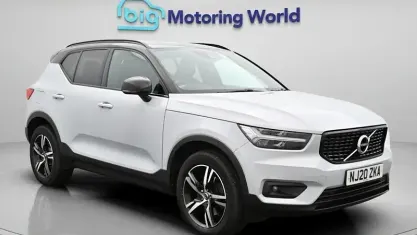 Usado Volvo XC40 R-Design 190 HP (139 kW) 2020 Prateado SUV