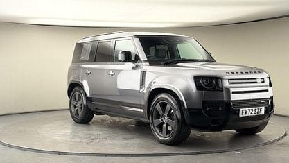 Usado Land Rover Defender SE Dynamic 249 HP (183 kW) 2025 SUV