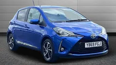 Blue Used 2019 Toyota Yaris Hybrid Hatchback | £14,999 (Fair price)