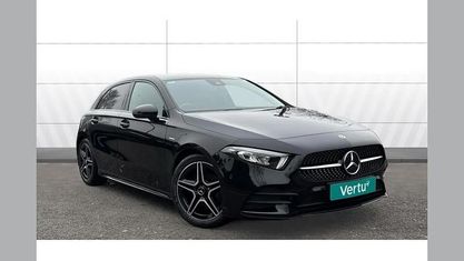 Usado Mercedes A180 Executive 136 CV (100 kW) 2022 Negro Utilitario