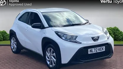 Used Toyota Aygo X PURE 72 HP (52 kW) 2025 SUV