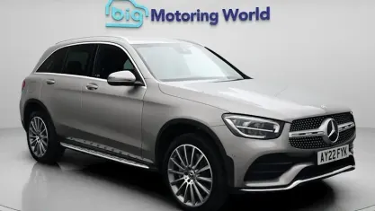 Used Mercedes E300 AMG line 306 HP (225 kW) 2022 Silver SUV