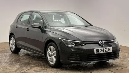 Used VW Golf VIII Life 131 HP (96 kW) 2024 Grey Hatchback