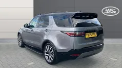 Used 2025 Land Rover Discovery 5 SE Dynamic SUV | £60,125 (Fair price)
