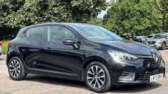 Black Used 2022 Renault Clio V Evolution Hatchback | £13,644 (Fair price)