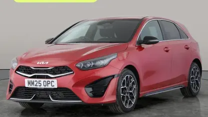 Usado Kia Ceed GT-Line 140 HP (102 kW) 2024 Citadino