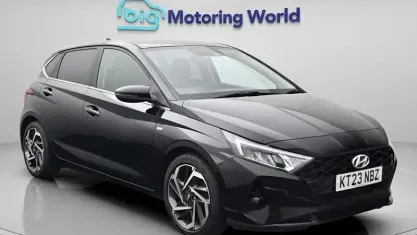 Used Hyundai i20 Premium 101 HP (74 kW) 2023 Black Hatchback