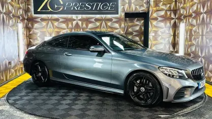 Usado Mercedes C300 AMG line 258 CV (189 kW) 2020 Coupe