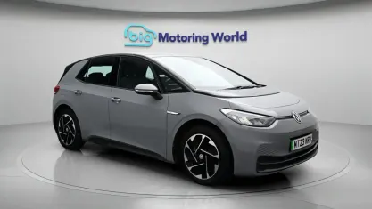 Usado VW ID.3 Pro 150 kW (204 CV) 2022 Gris Utilitario