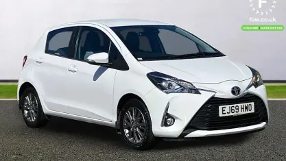 Begagnad Toyota Yaris 111 HK (81 kW) 2020 Halvkombi