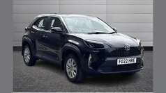 Black Used 2022 Toyota Yaris Cross SUV | £18,195 (Good price)
